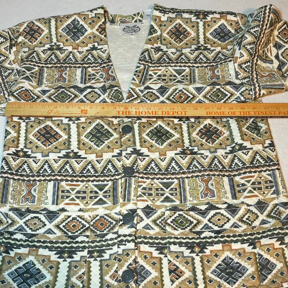 Vintage The Villager Quilted Jacket Geometric Pattern Oversized  Pockets Size M - Picture 3 of 6